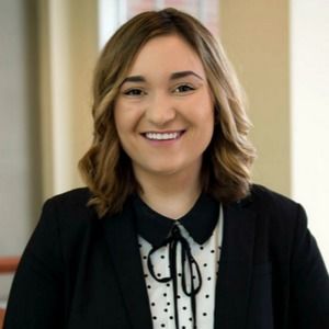 Meet your Posher, Kelly